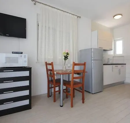 Affabilis Vip House *