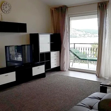 Affabilis Vip House Apartment *