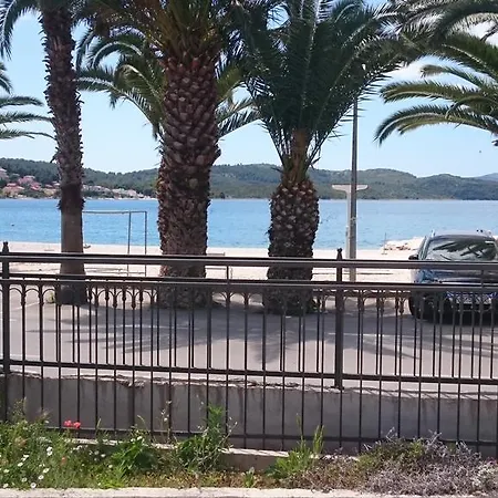 Affabilis Vip House